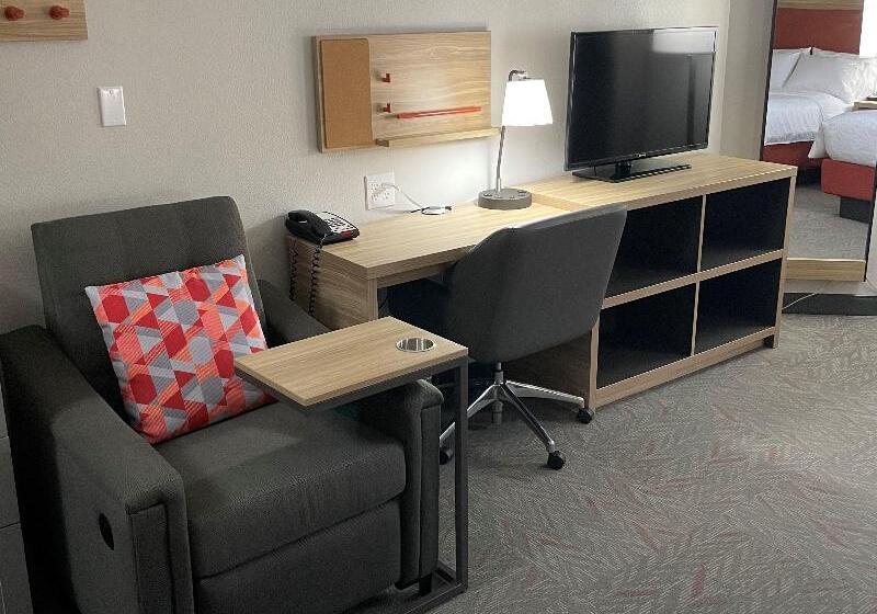 استودیوی استاندارد, Candlewood Suites Tuscaloosa, An Ihg