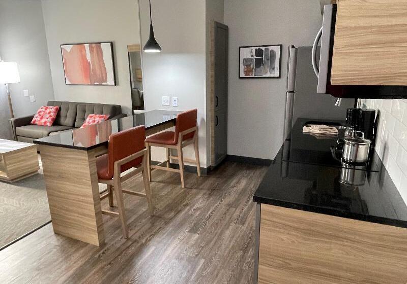 سوییت, Candlewood Suites Tuscaloosa, An Ihg