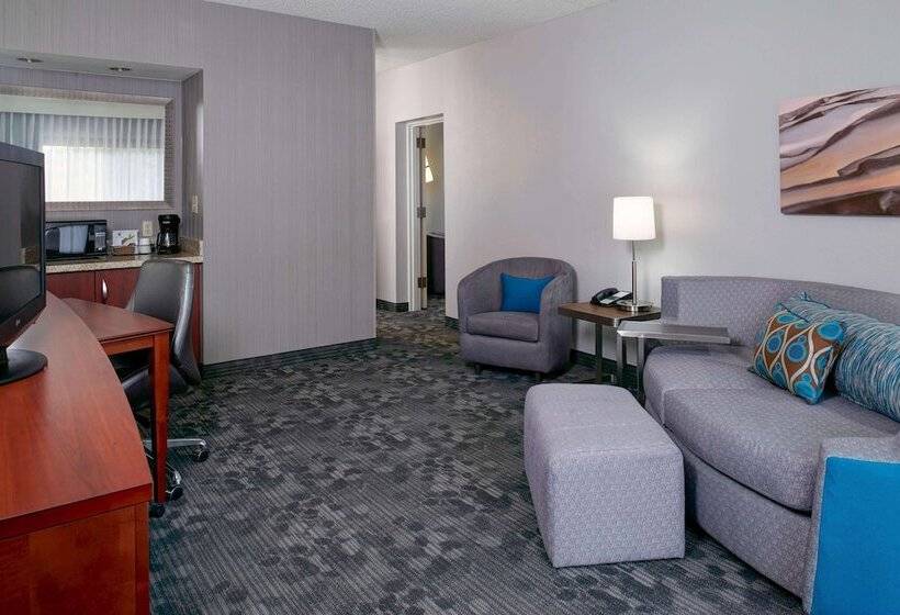 Люкс Адаптированный для Инвалидов, Sonesta Select Kansas City Airport Tiffany Springs