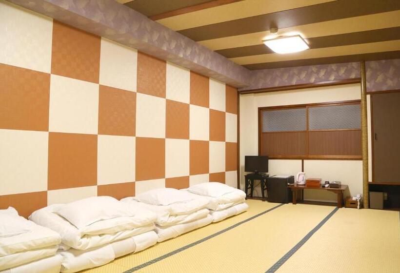 Quarto Familiar, Tokyo Ueno New Izu