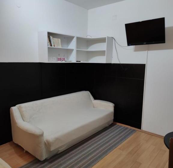 豪华房间, Private Accommodation Raspudic