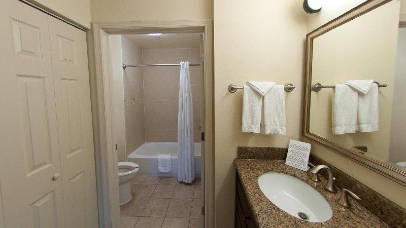 Студио Стандарт Кровать Кинг, Staybridge Suites East Stroudsburg   Poconos, An Ihg