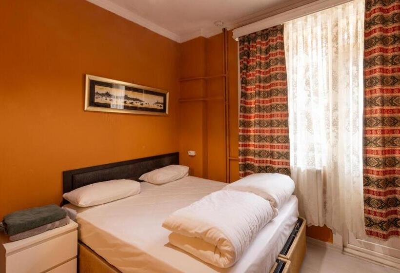 اتاق لوکس, Bahaus Hostel