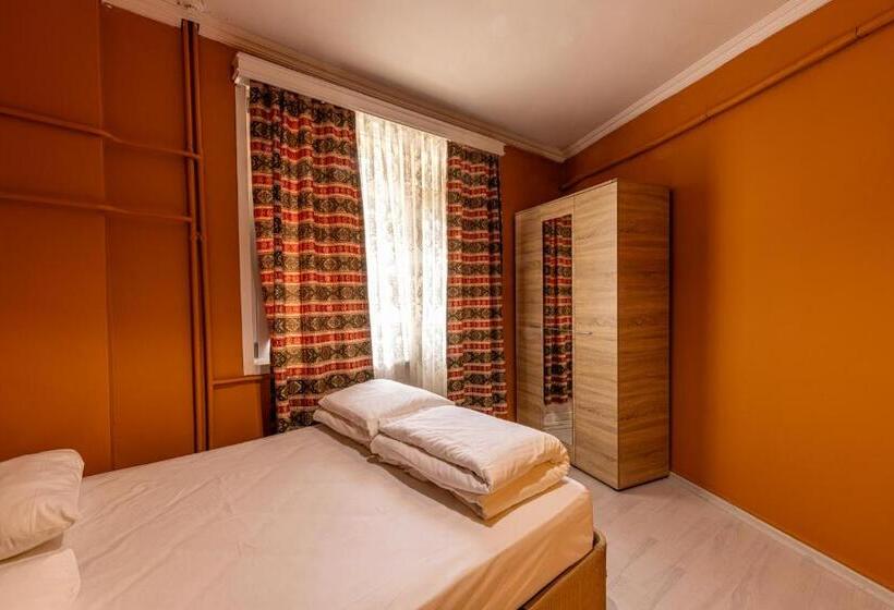 اتاق لوکس, Bahaus Hostel