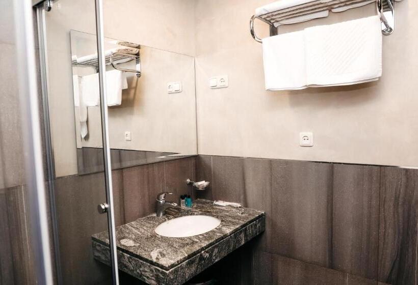 سوئیت 2 خوابه, Best Western Bohemian Resort