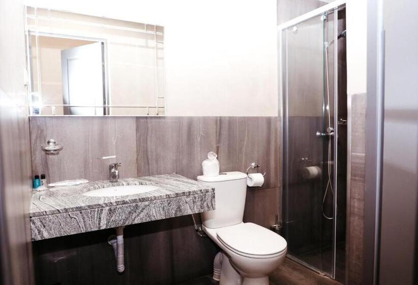 سوییت اجرایی, Best Western Bohemian Resort