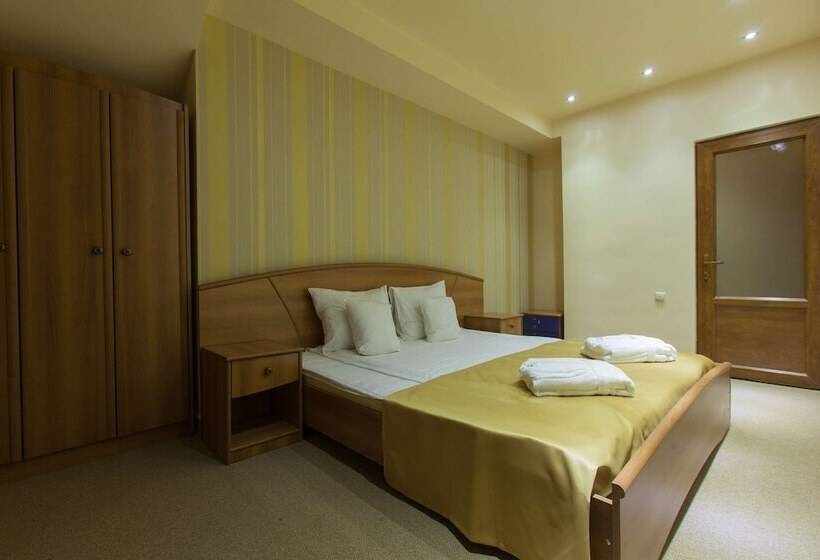 سوییت اجرایی, Best Western Bohemian Resort