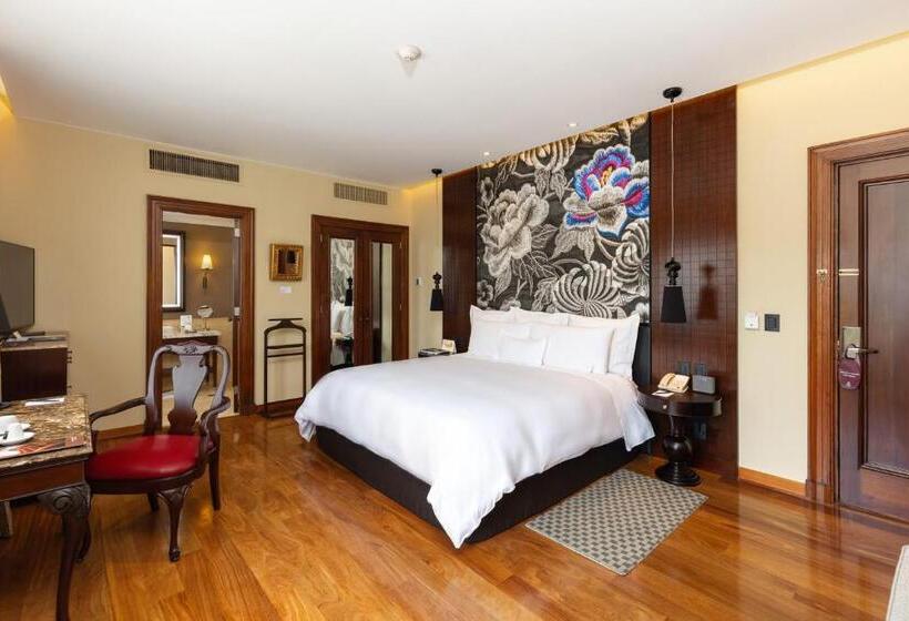 سوئیت با چشم‌انداز زمین گلف, Country Club Lima Hotel – The Leading Hotels Of The World