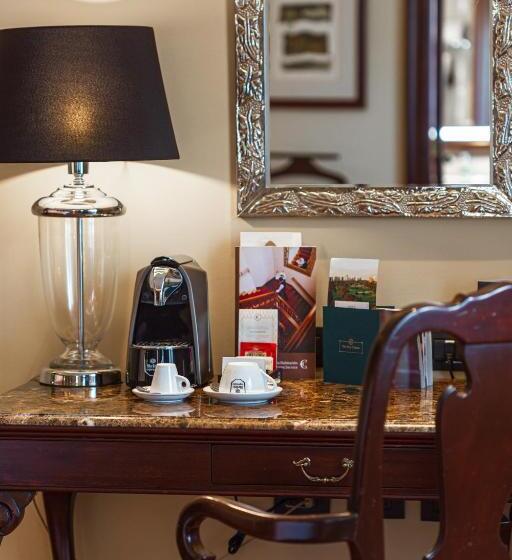 سوئیت با چشم‌انداز زمین گلف, Country Club Lima Hotel – The Leading Hotels Of The World