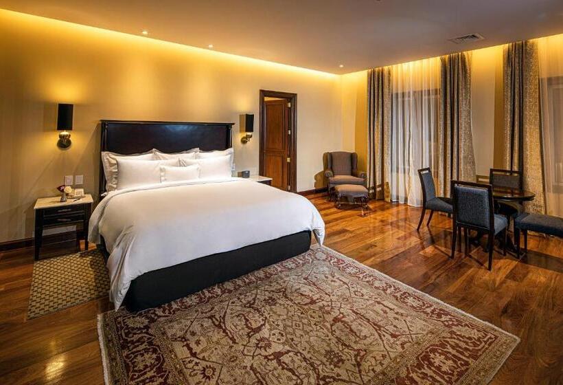 سوئیت کلاب, Country Club Lima Hotel – The Leading Hotels Of The World