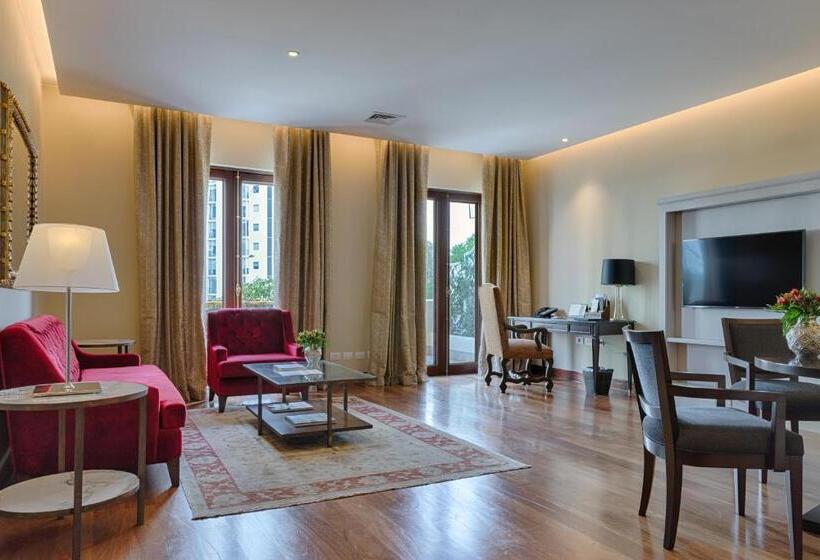 سوئیت کلاب, Country Club Lima Hotel – The Leading Hotels Of The World
