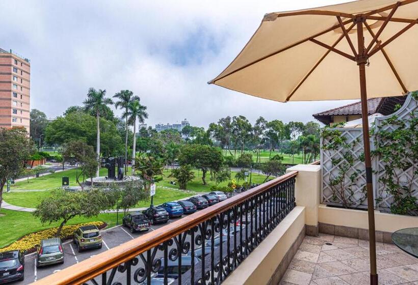 سوئیت با چشم‌انداز زمین گلف, Country Club Lima Hotel – The Leading Hotels Of The World