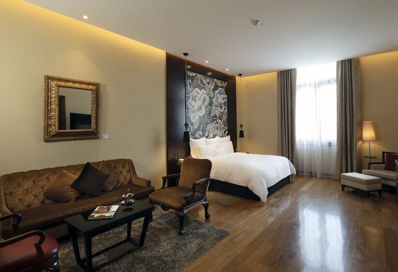 سوئیت با چشم‌انداز زمین گلف, Country Club Lima Hotel – The Leading Hotels Of The World
