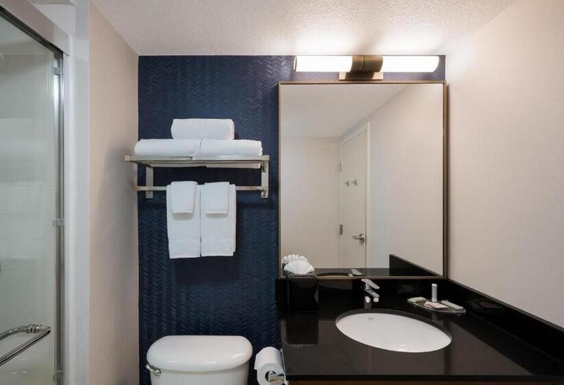Номер Стандарт, Fairfield Inn By Marriott Amesbury