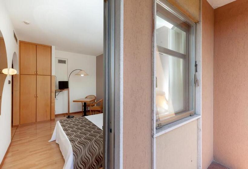 اتاق استاندارد, Tevere Perugia