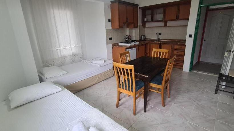 Семейный Номер Вид на Сад, California Apart Otel