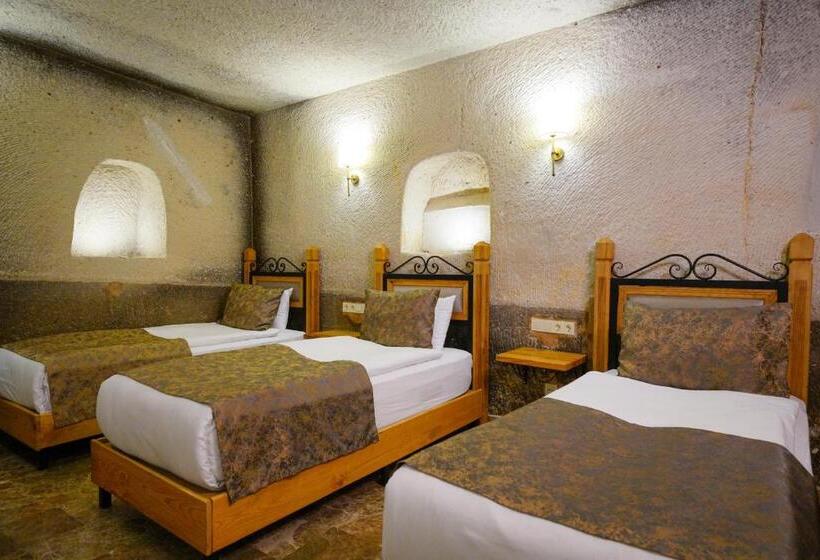 패밀리 룸, Cave Hotel Saksagan