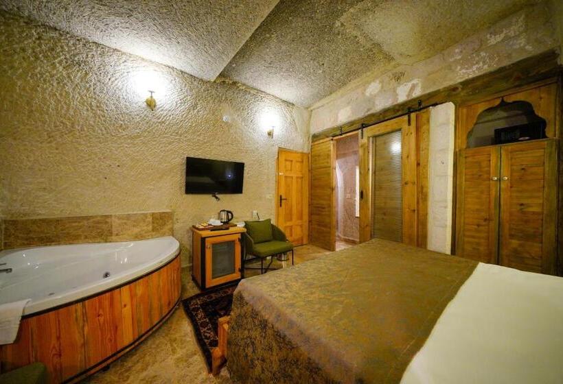 수피리어 룸, Cave Hotel Saksagan