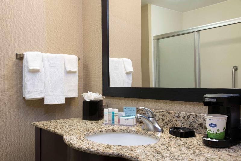 Стандартный Номер Кровать Кинг, Hampton Inn & Suites Crawfordsville