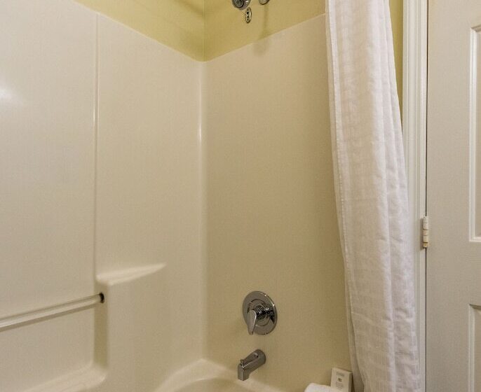 استودیوی استاندارد, Sunshine Suites Resort