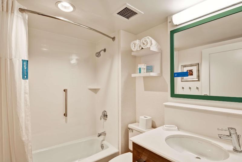 استودیوی استاندارد, Sunshine Suites Resort