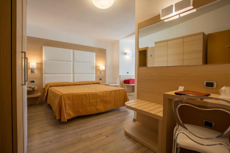 سوییت لوکس, Sunshine Suites Resort
