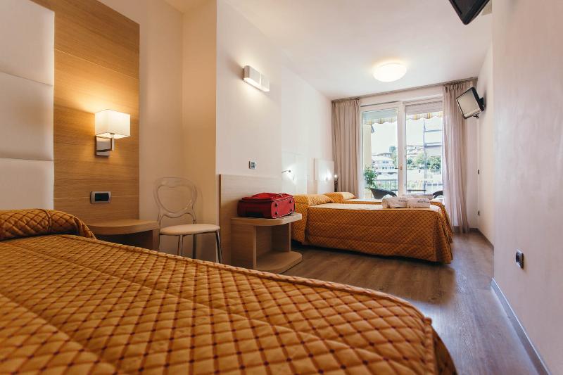سوییت لوکس, Sunshine Suites Resort