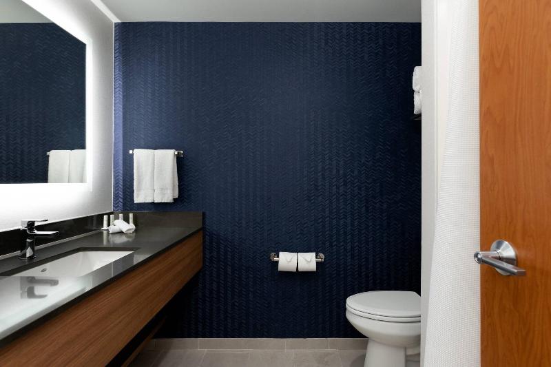 غرفة قياسية سرير كينج, Fairfield Inn & Suites By Marriott Atlanta Stonecrest