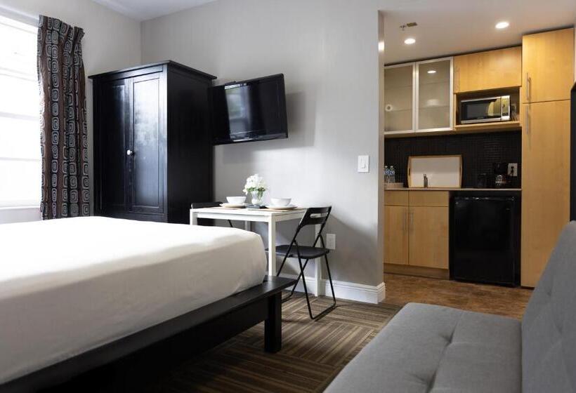 标准工作室, Ocean Reef Suites