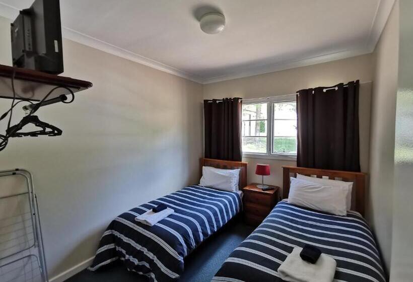 패밀리 룸, Karri Forest Motel