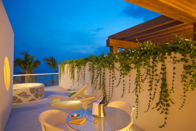 سوییت جونیور, Krystal Grand Puerto Vallarta