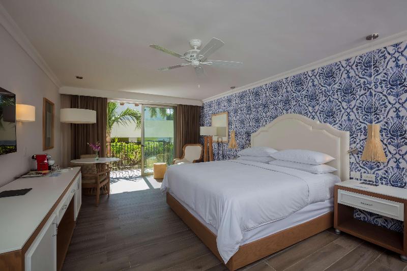 سوییت جونیور, Krystal Grand Puerto Vallarta