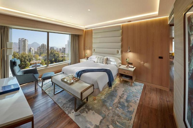 اتاق لوکس با چشم‌انداز دریا, Krystal Grand Puerto Vallarta