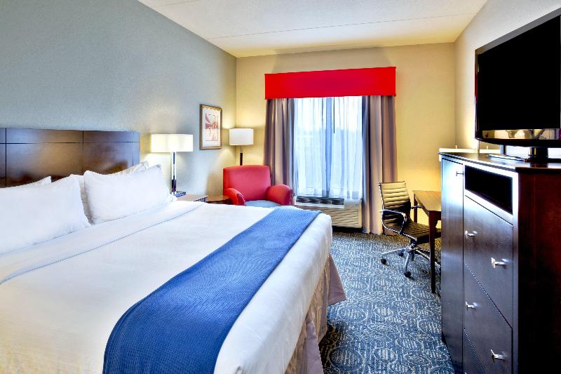 适合残疾人士使用的套间, Holiday Inn Express & Suites Oak Ridge, An Ihg