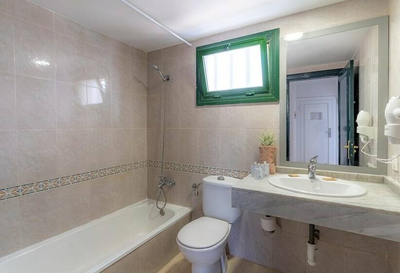 Апартаменты 2 Спальни, Siroco - Adults Only