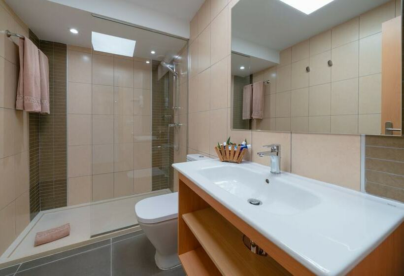Апартаменты Премиум 1 Спальня, Siroco - Adults Only