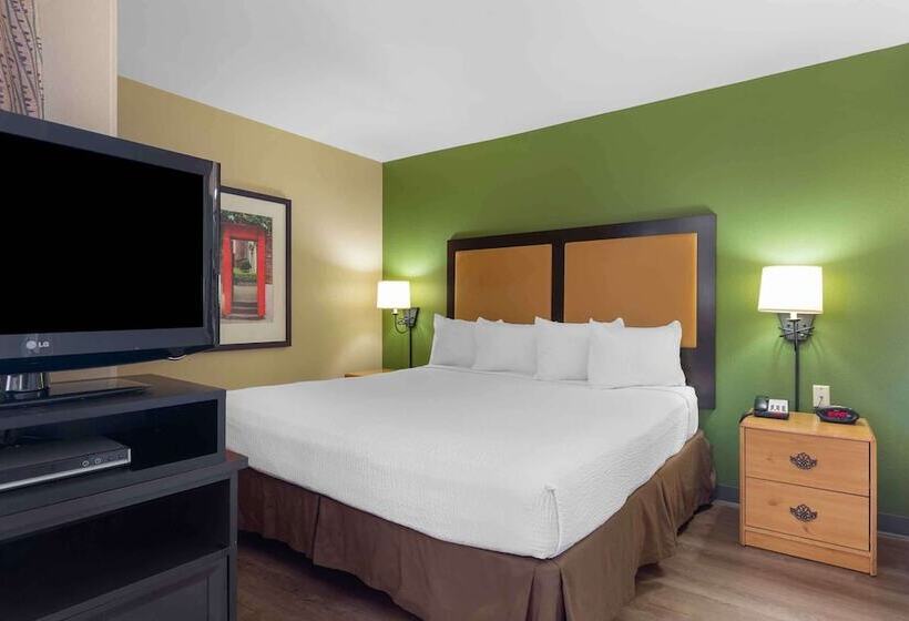 Студия Deluxe, Mainstay Suites Washington Dulles Airport