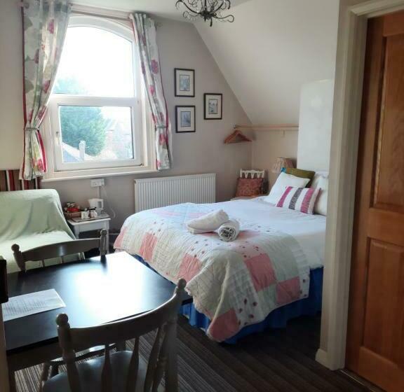 اتاق لوکس با تخت بزرگ, Moorgarth Guesthouse