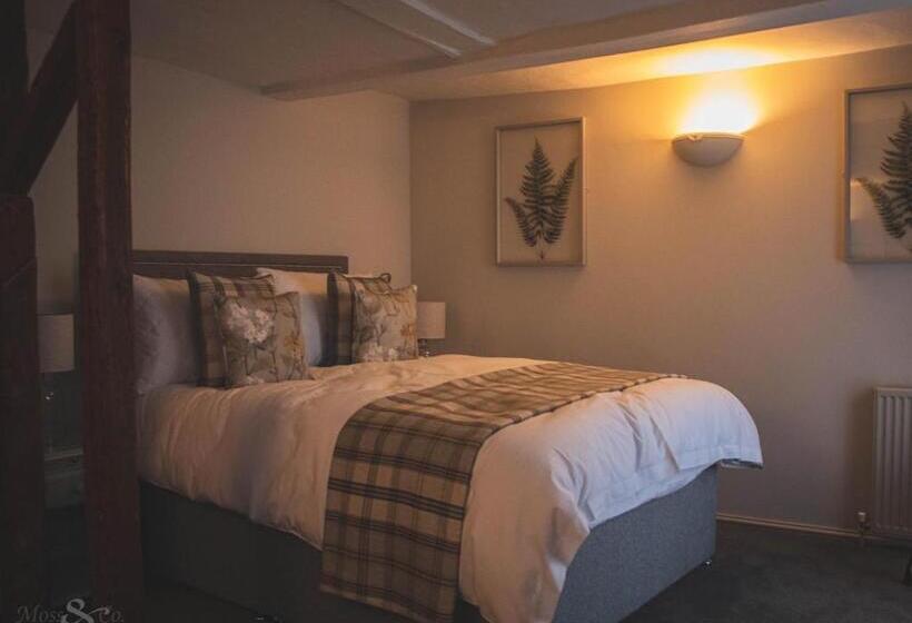 Номер Стандарт, The Angel Inn