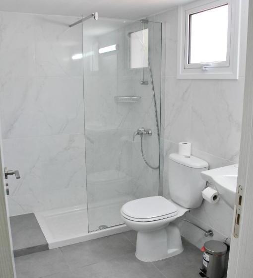 Апартаменты Deluxe с 1 спальней, с видом на бассейн, Kaos Hotel Apartments
