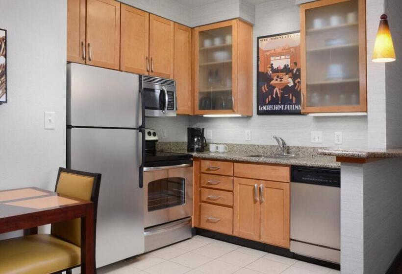 Люкс Кровать Кинг, Residence Inn By Marriott Dallas Plano The Colony