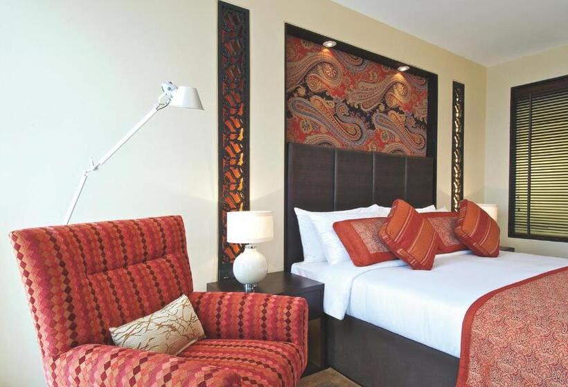 Superior room with lake view, Taj Dal View Srinagar