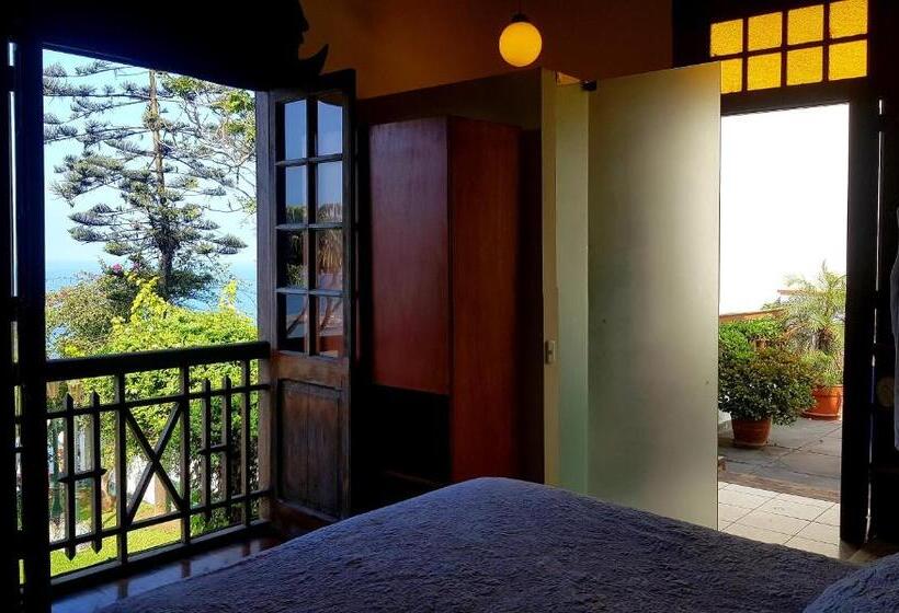 اتاق استاندارد با تراس و چشم‌انداز دریا, Second Home Peru