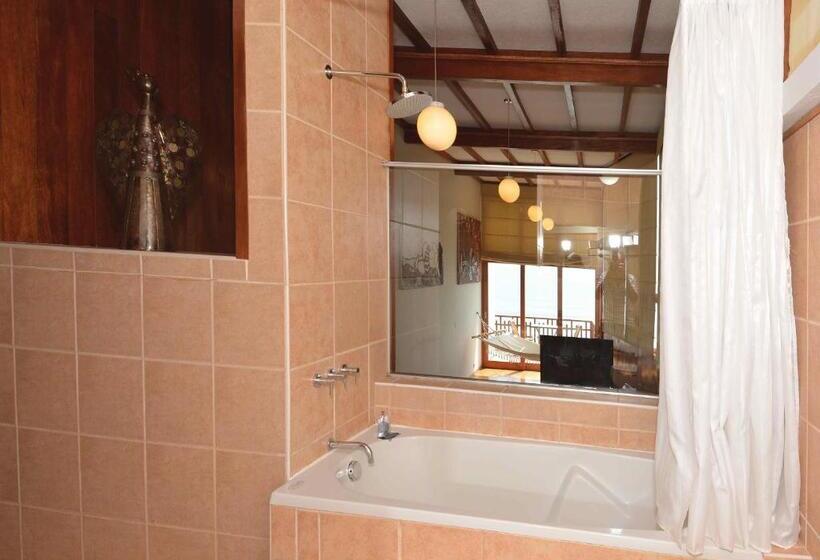 Deluxe Suite Sea View, Second Home Peru