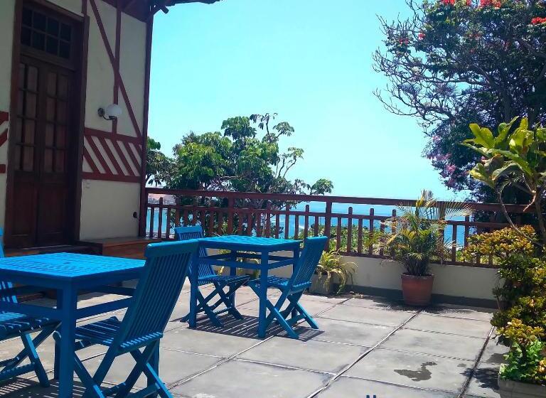 اتاق استاندارد با تراس و چشم‌انداز دریا, Second Home Peru