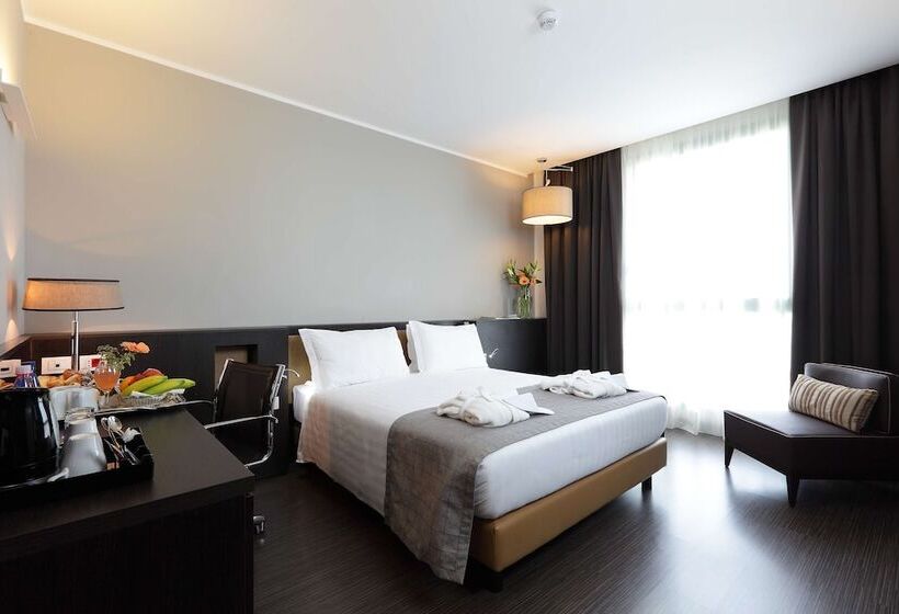 Номер Стандарт Адаптированный для Инвалидов, Best Western Premier Chc Airport