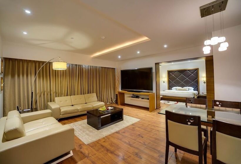 行政房间, Ramee Grand Hotel And Spa, Pune