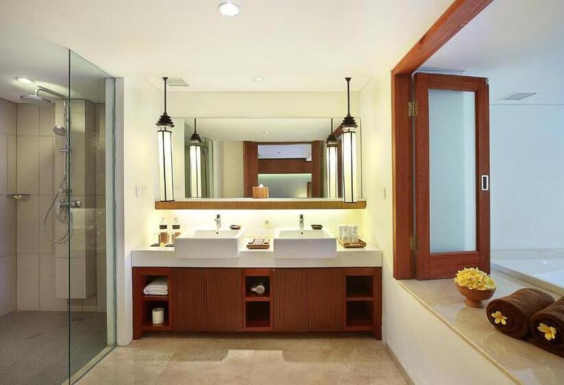 سوییت لوکس, The Magani Hotel And Spa