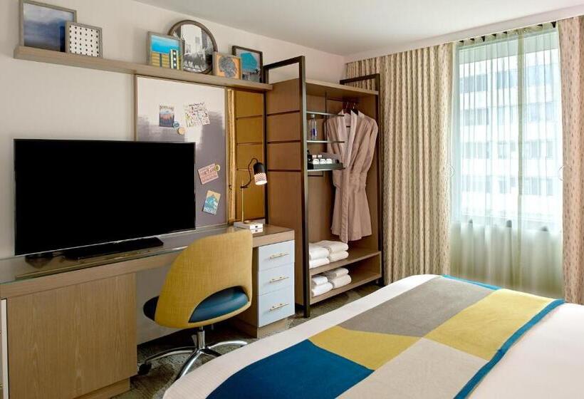 适合残疾人士使用的带超级大床的标准间, The Hotel Zags Portland