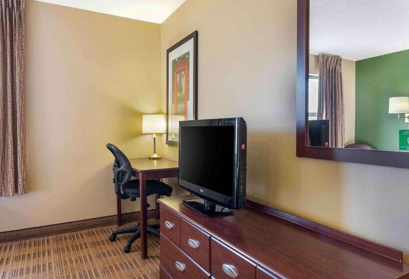 Номер Стандарт, Mainstay Suites Rochester South Mayo Clinic